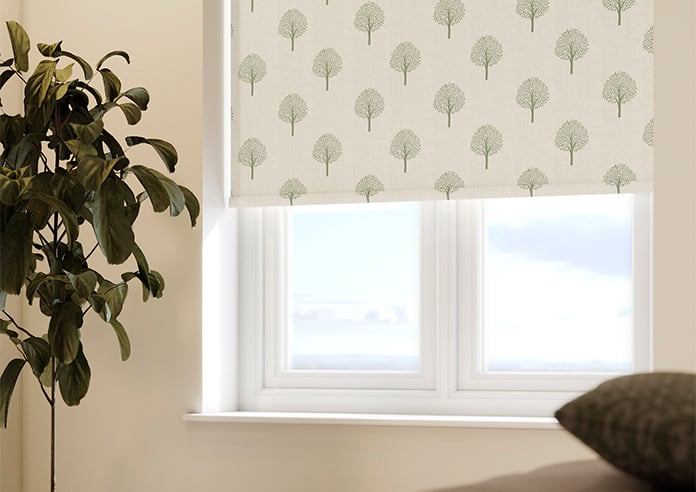 Emily Bond Yew Tree, Fern - Roller Blind - Image 5